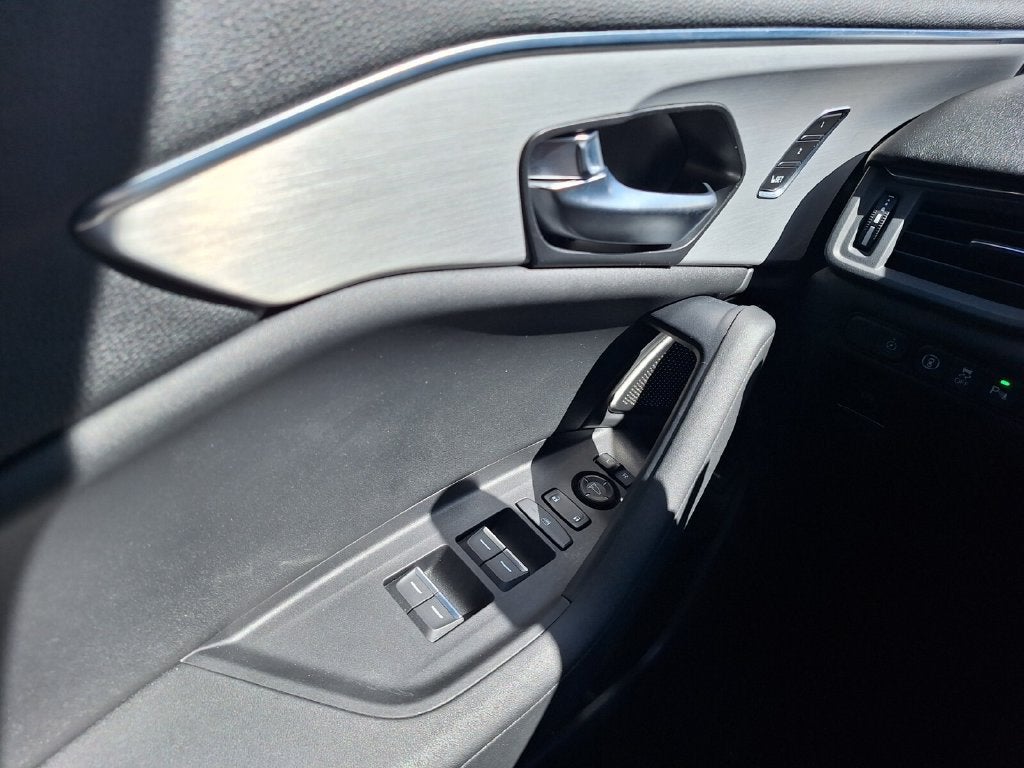 2023 Acura TLX w/Technology Package