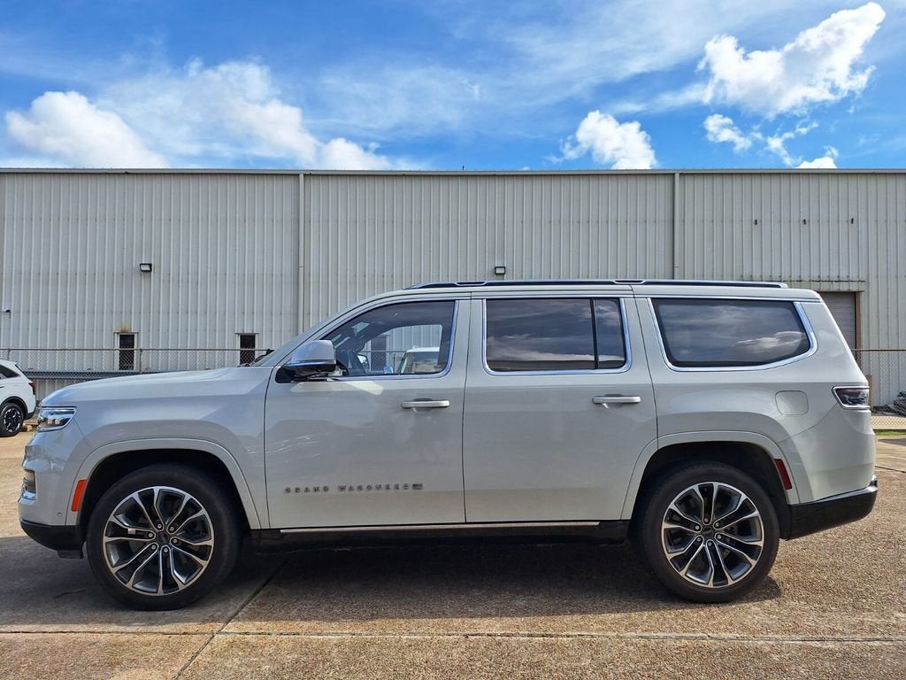 2022 Jeep Grand Wagoneer Series III