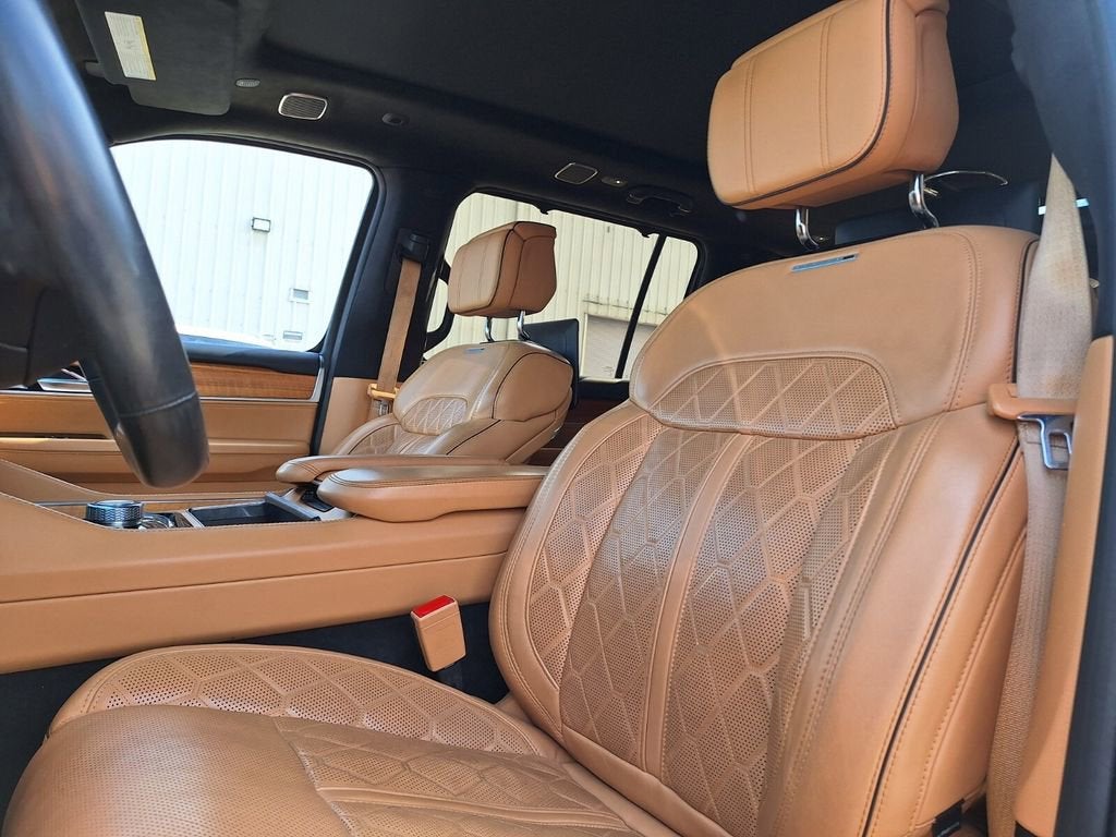 2022 Jeep Grand Wagoneer Series III