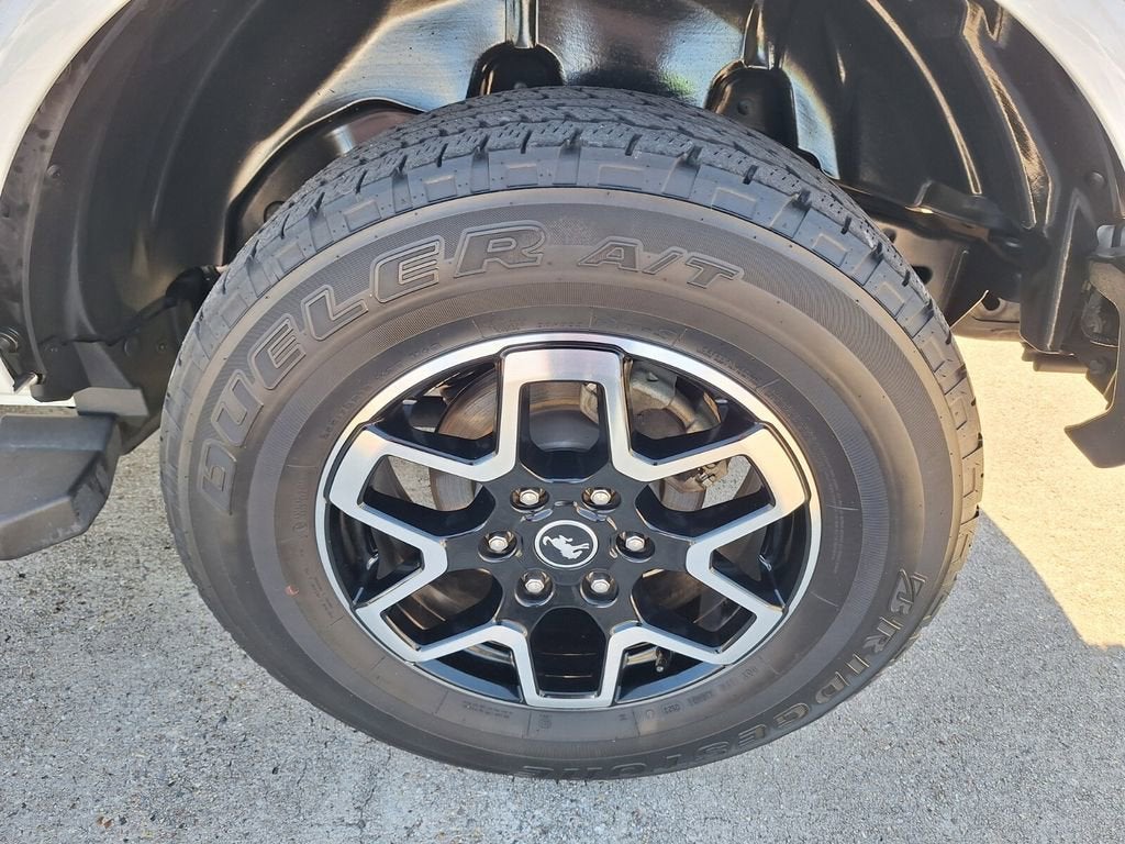 2023 Ford Bronco Base