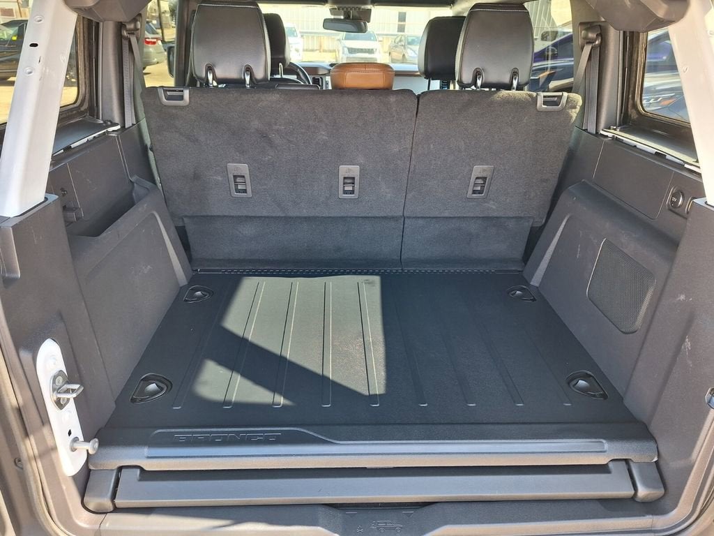 2023 Ford Bronco Base