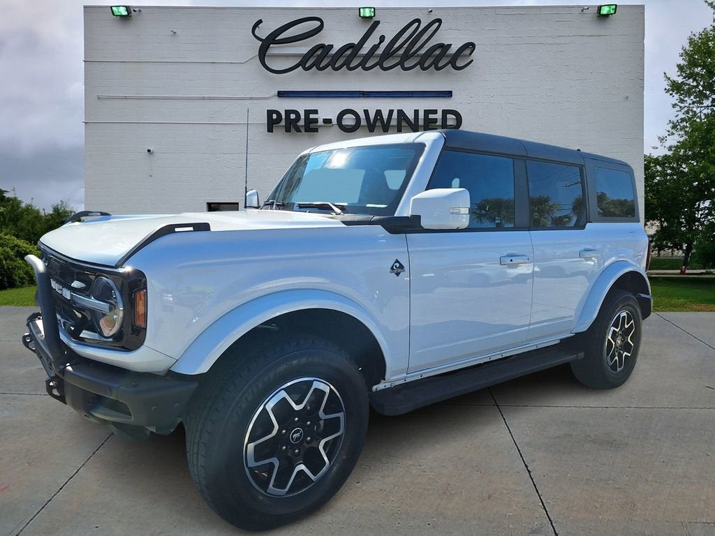 2023 Ford Bronco Base