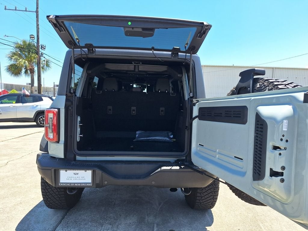 2023 Ford Bronco Base
