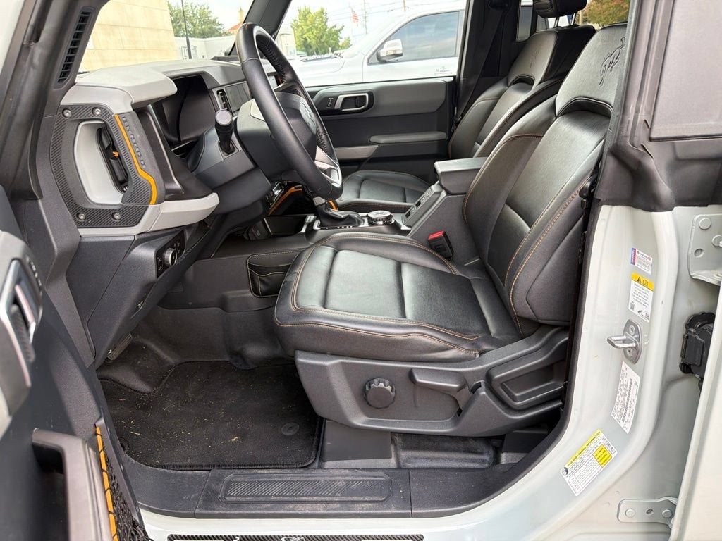 2023 Ford Bronco Base