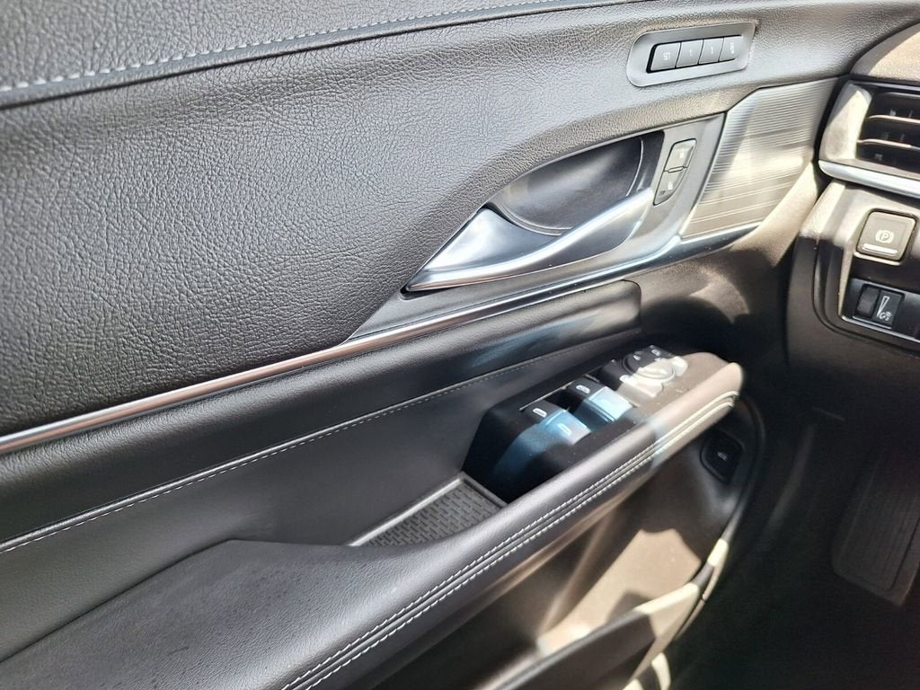 2022 Cadillac CT4 Premium Luxury