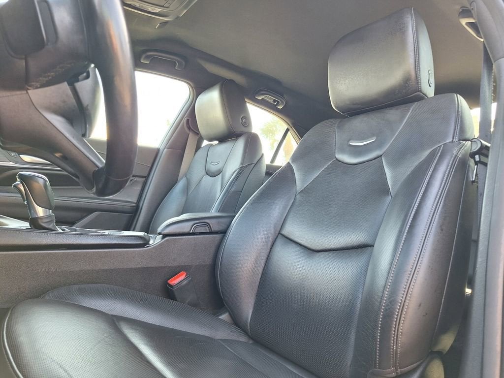 2023 Cadillac CT4 Premium Luxury