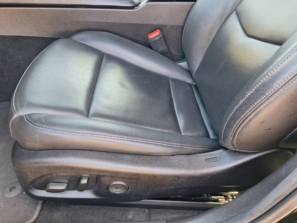 2023 Cadillac CT4 Premium Luxury