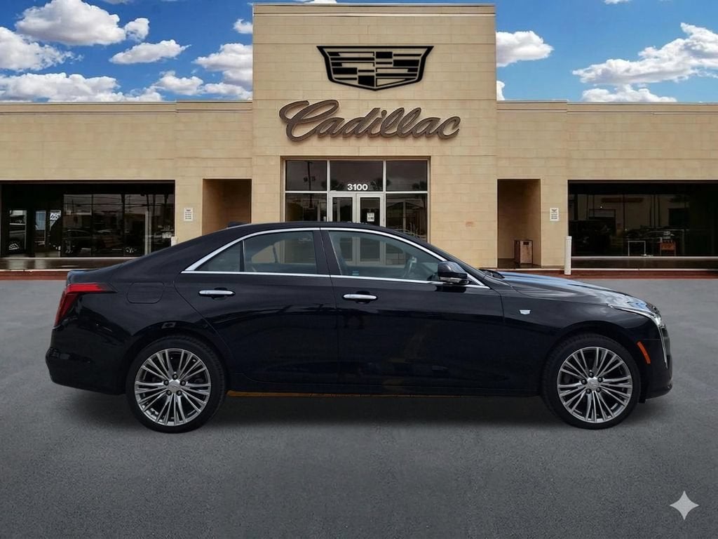 2023 Cadillac CT4 Premium Luxury
