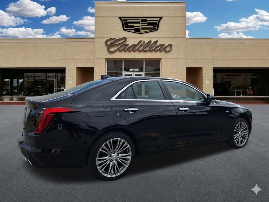 2023 Cadillac CT4 Premium Luxury