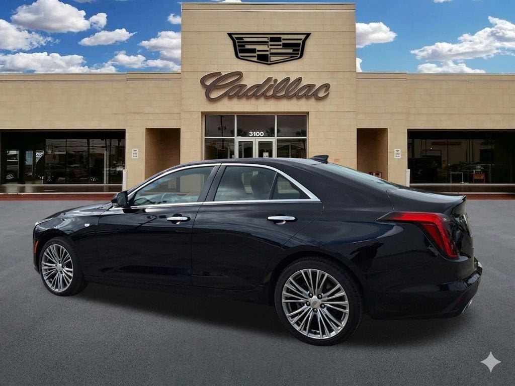 2023 Cadillac CT4 Premium Luxury