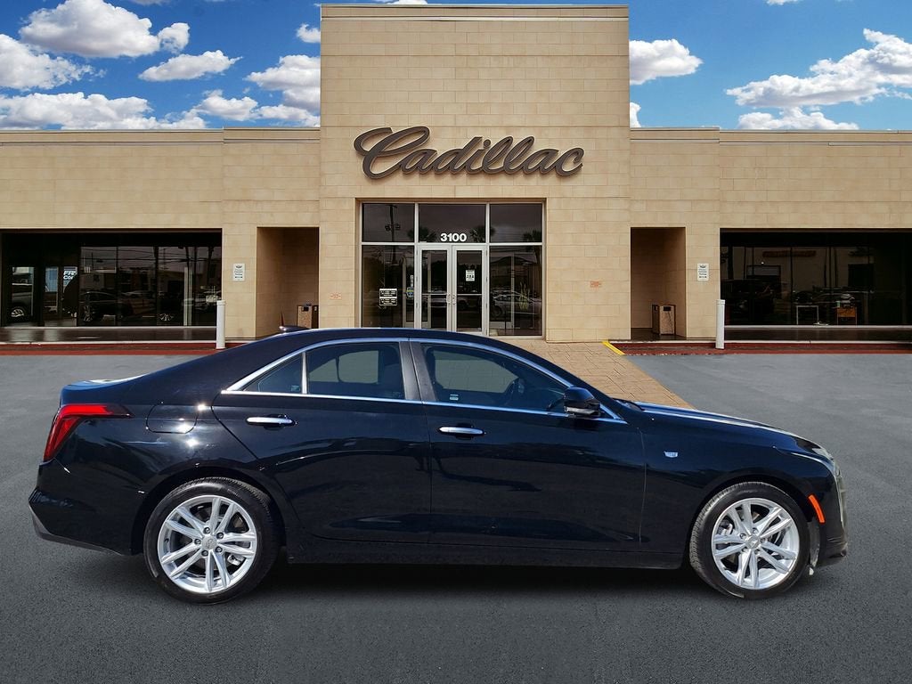 2023 Cadillac CT4 Luxury