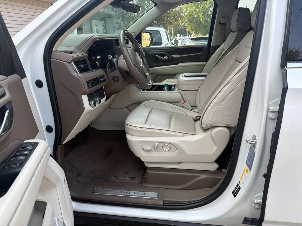2023 GMC Yukon XL Denali