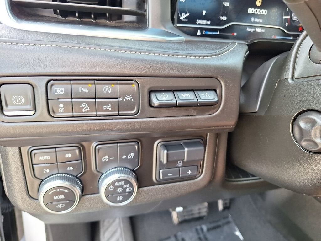 2023 GMC Yukon Denali Ultimate