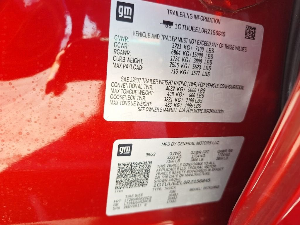 2024 GMC Sierra 1500 AT4