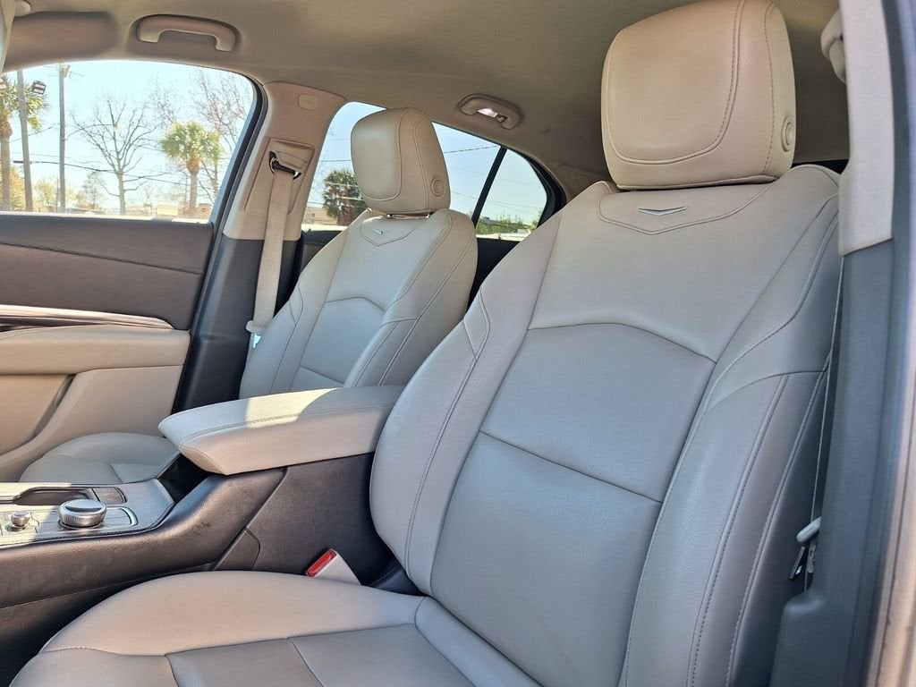 2019 Cadillac XT4 FWD Luxury