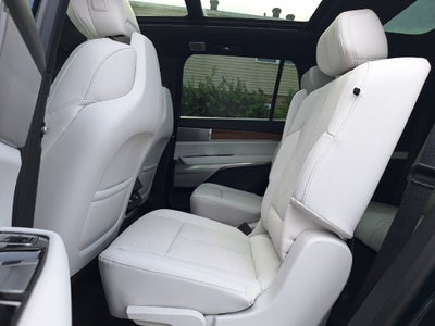 2027 Cadillac VISTIQ Luxury