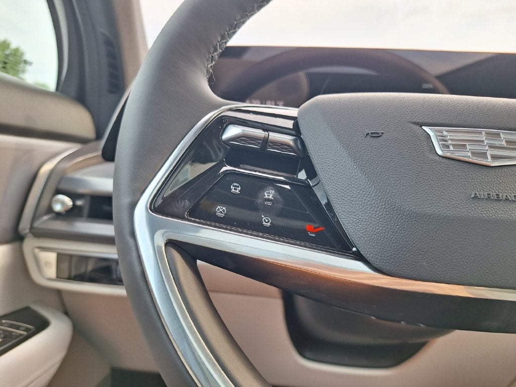 2027 Cadillac VISTIQ Luxury