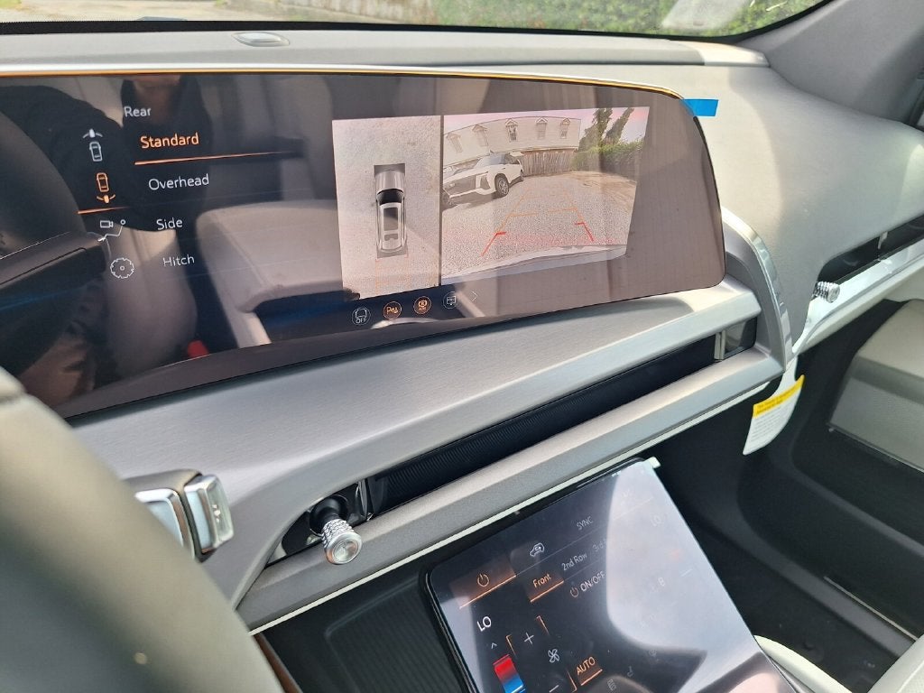 2027 Cadillac VISTIQ Luxury