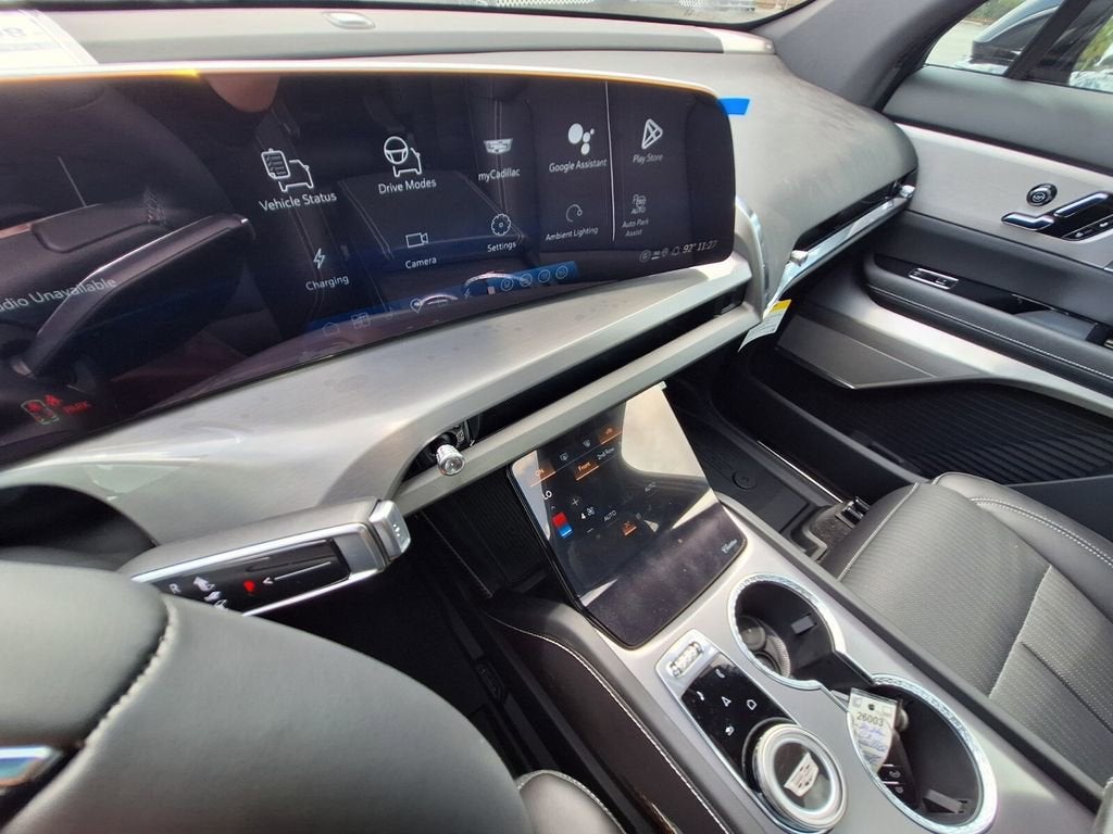 2026 Cadillac VISTIQ Luxury