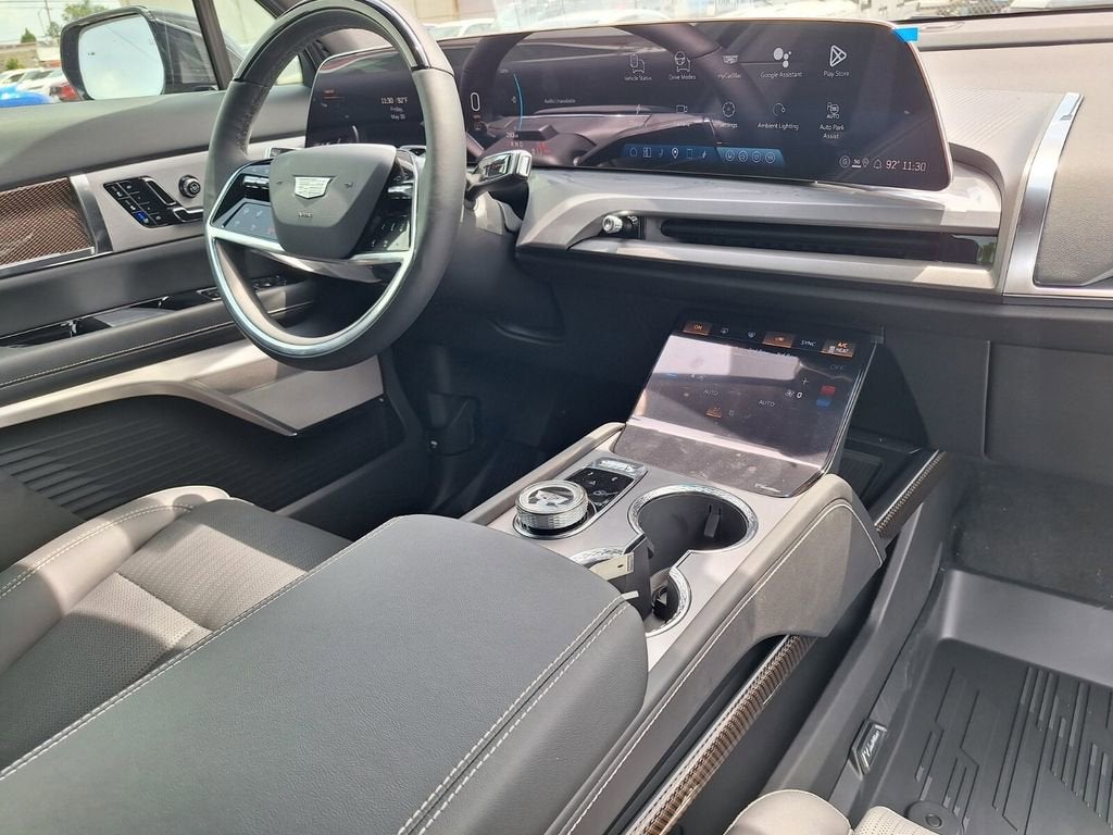 2026 Cadillac VISTIQ Luxury