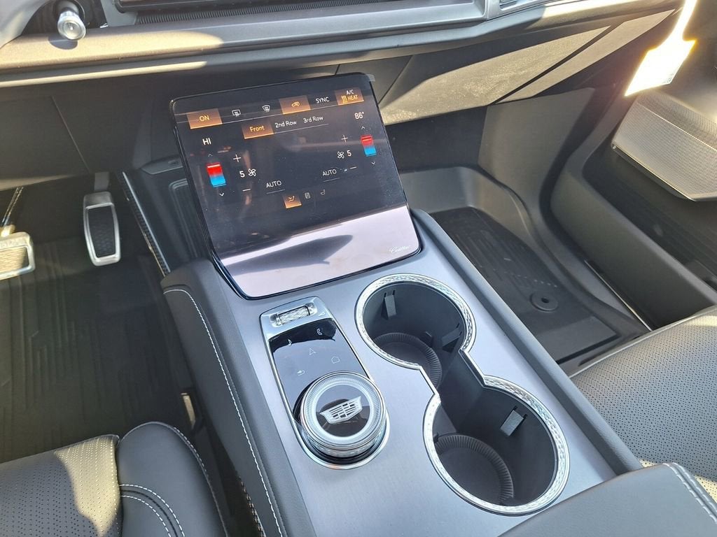 2026 Cadillac VISTIQ Luxury