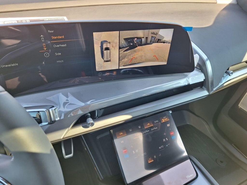 2026 Cadillac VISTIQ Luxury