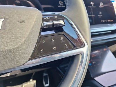 2026 Cadillac VISTIQ Luxury