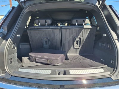 2026 Cadillac VISTIQ Luxury