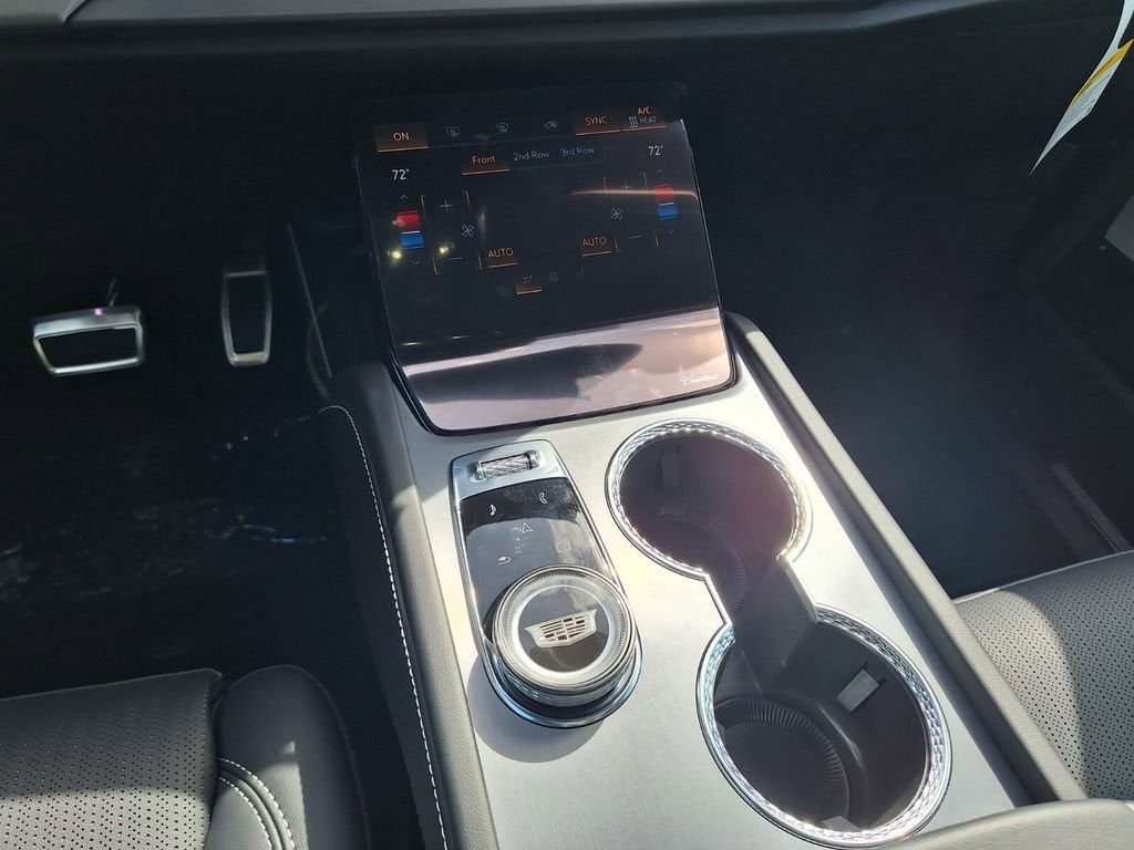 2026 Cadillac VISTIQ Luxury