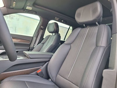 2027 Cadillac VISTIQ Luxury