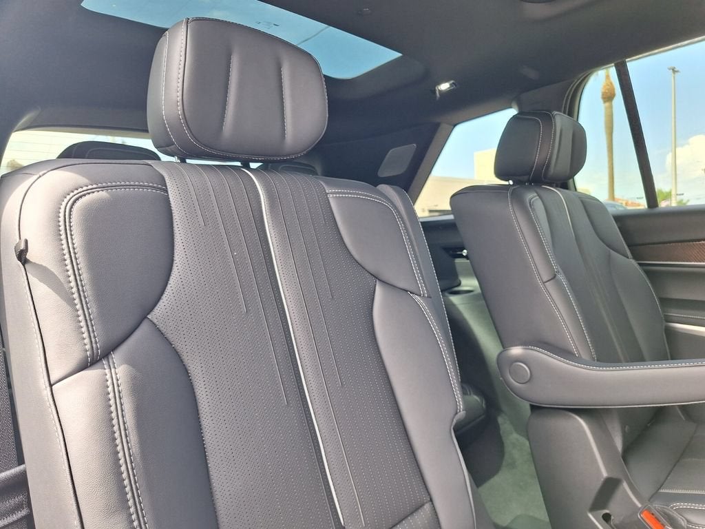 2027 Cadillac VISTIQ Luxury