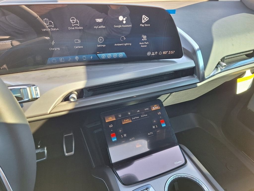 2026 Cadillac VISTIQ Sport