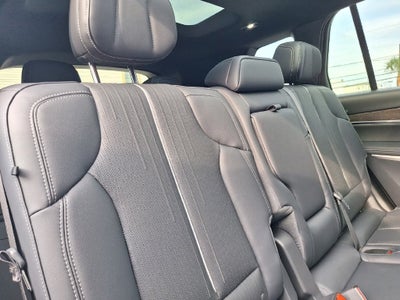 2027 Cadillac VISTIQ Sport