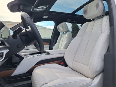 2027 Cadillac VISTIQ Sport