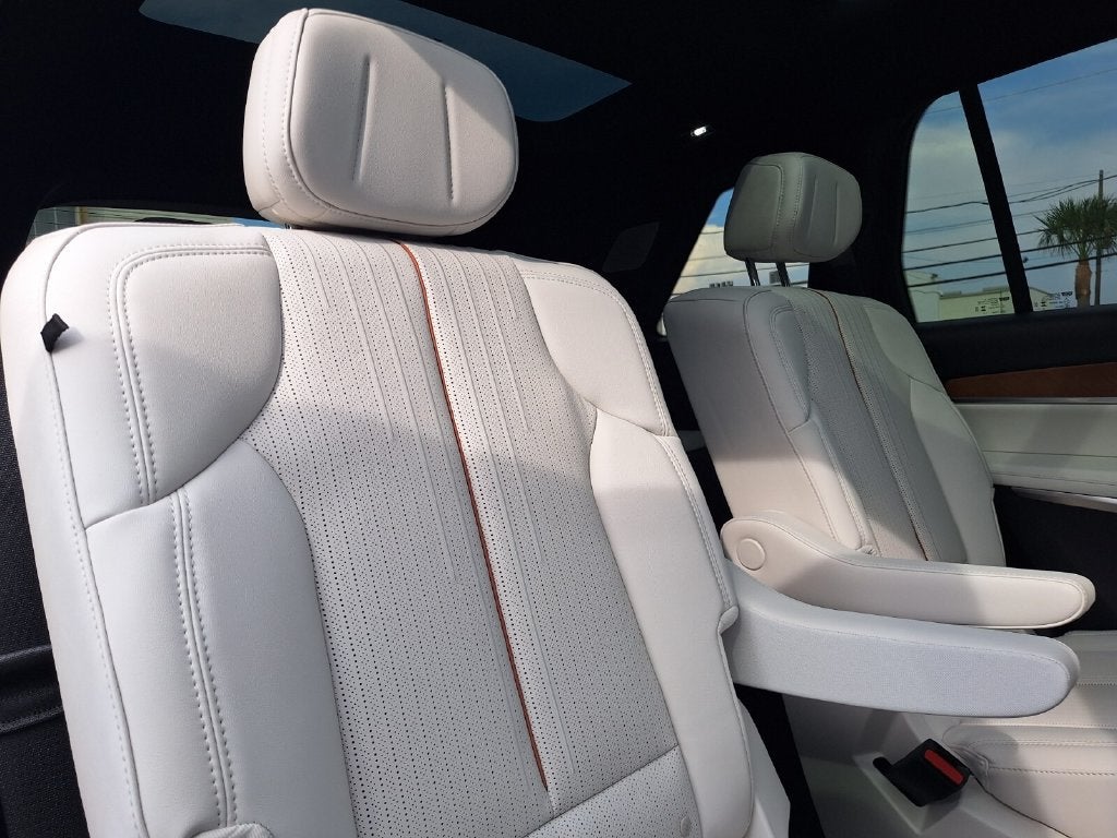 2027 Cadillac VISTIQ Sport