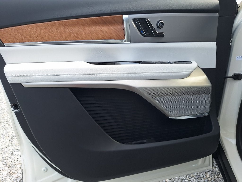2027 Cadillac VISTIQ Sport