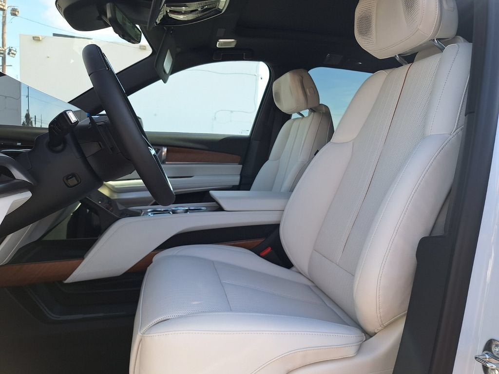 2027 Cadillac VISTIQ Sport