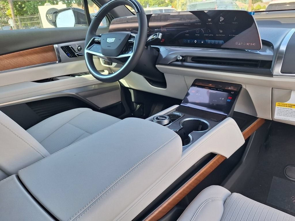2027 Cadillac VISTIQ Sport