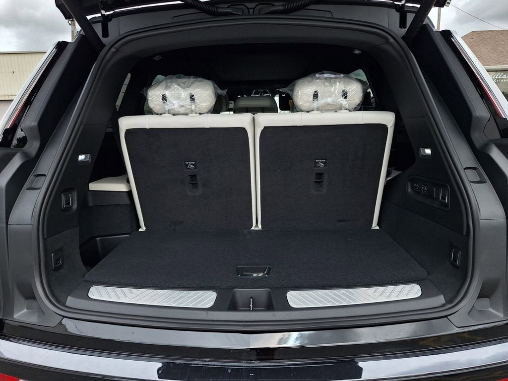 2026 Cadillac VISTIQ Sport