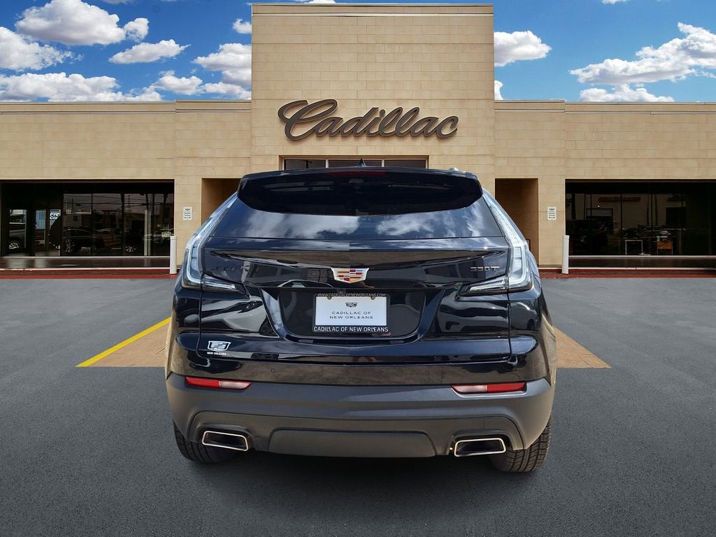 2023 Cadillac XT4 Premium Luxury