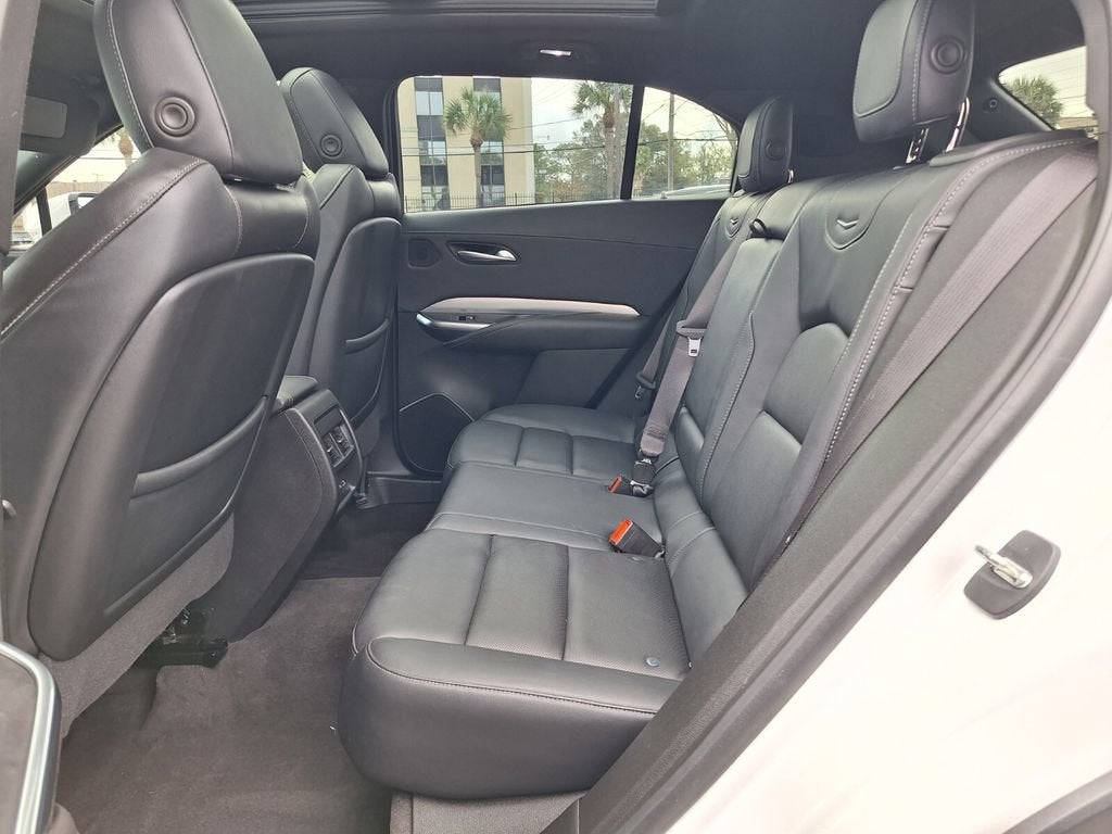 2023 Cadillac XT4 Premium Luxury