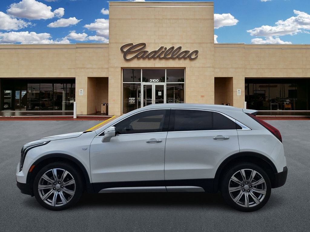 2023 Cadillac XT4 Premium Luxury