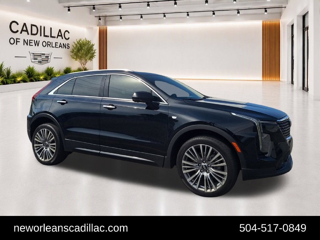 2025 Cadillac XT4 Premium Luxury