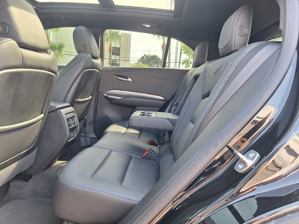 2025 Cadillac XT4 Premium Luxury
