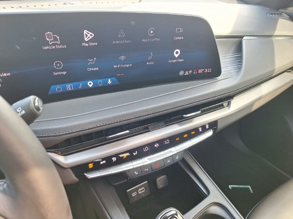 2025 Cadillac XT4 Premium Luxury