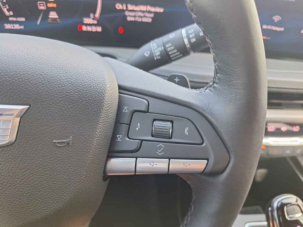 2025 Cadillac XT4 Premium Luxury