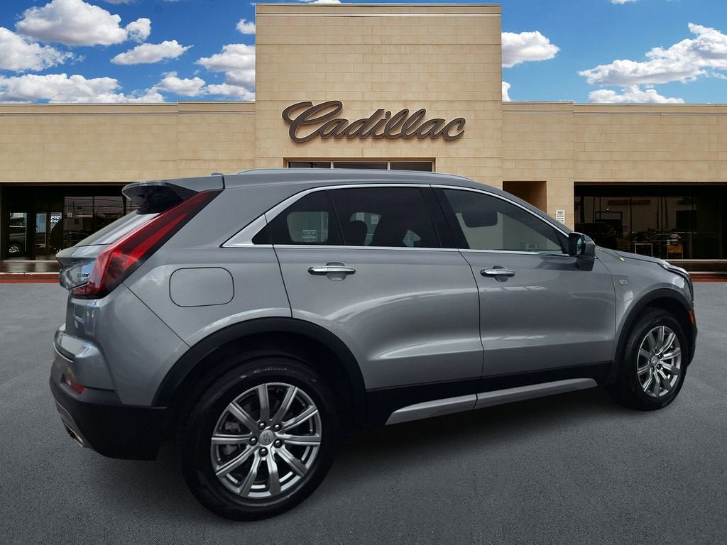 2023 Cadillac XT4 Premium Luxury