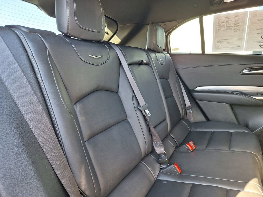 2024 Cadillac XT4 Premium Luxury