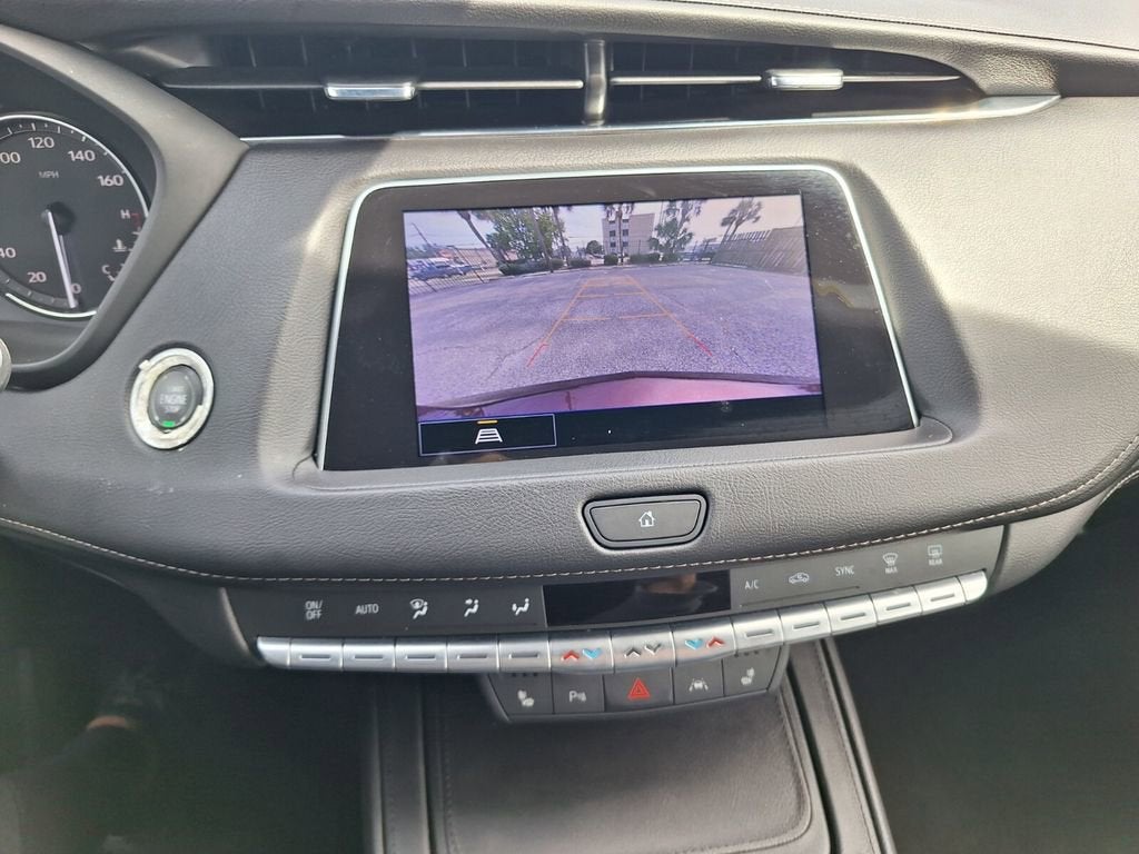 2023 Cadillac XT4 Premium Luxury