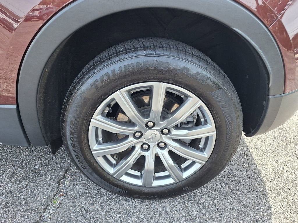 2023 Cadillac XT4 Premium Luxury